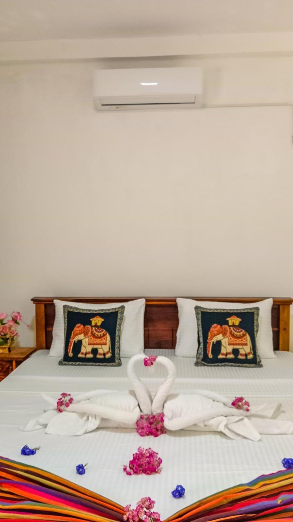 Gimhana Homestay Сігірія Екстер'єр фото