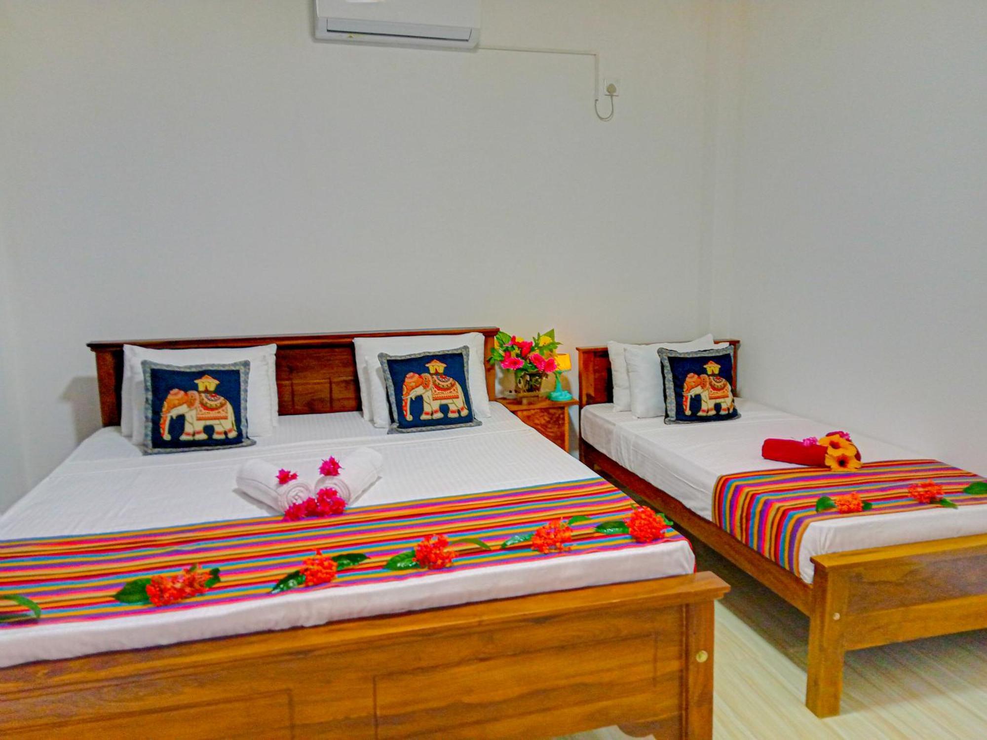 Gimhana Homestay Сігірія Екстер'єр фото